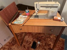 Vintage Folding Singer 533