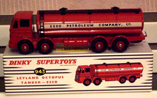 DINKY SUPERTOYS BOXED MODEL (LEYLAND OCTOPUS TANKER - "ESSO" MODEL) No 943/NEW