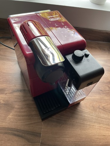 Delonghi nespresso red - red, coffee