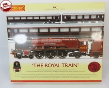 OO Hornby R2370 The Royal Train -LMS 6233 Duchess Of Sutherland Loco +3x Coaches