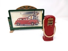 Mettalix Vintage Petrol Pump with Twistable meter and 50s Car Signage. Toy Soldi