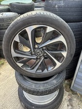 TOYOTA COROLLA GENUINE 17"