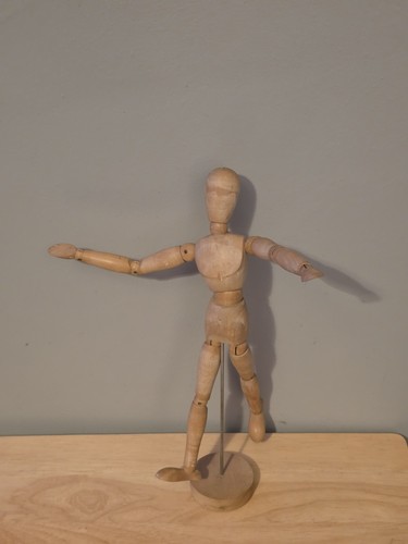 Vintage wooden artist - vintage,