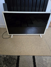 LG 32-inch Smart TV Full