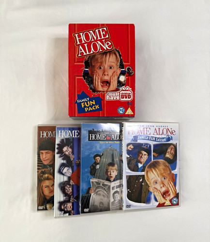 Home alone family - alone,