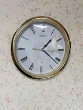 Seiko Gold, Cream & white Wall