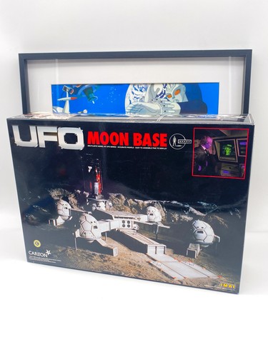Gerry anderson ufo - gerry, moon