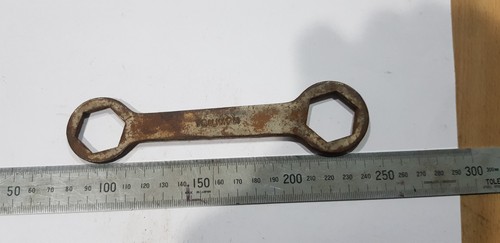 Early triumph spanner suit - early,