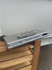 Toshiba SD-330ESB Silver 192kHz 24-bit Audio DAC Dolby Digital DVD Video Player