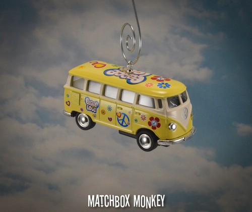 Volkswagen hippie bus - '62,