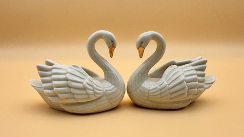 Lenox swan porcelain place - swan,