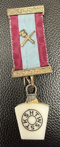 Mark master masons breast - masons,