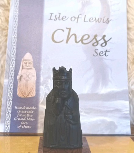Chess isle lewis black - of,