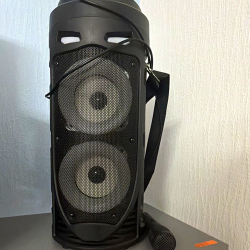 Black portable speaker boombox - black,