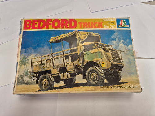 Italeri bedford army - bedford,