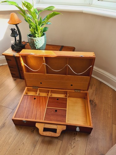 Vintage wooden chest - wooden,