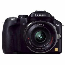 Panasonic LUMIX DMC-G5 Power Zoom Lens Kit Black