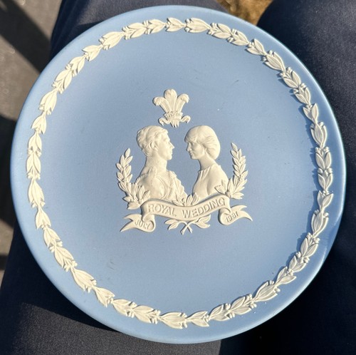 Wedgwood blue jasperware royal - jasperware,