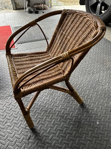 Vintage wicker childs chair - childs,
