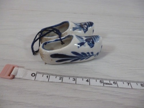 Hand painted porcelain - hand,
