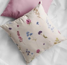 16" Vintage Floral Cushion