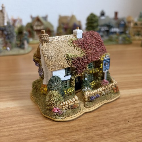 Lilliput lane tollemache arms - lilliput,