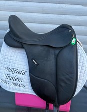 Wintec Isabell Werth 17.5”