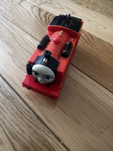 Trackmaster revolution nia - revolution,