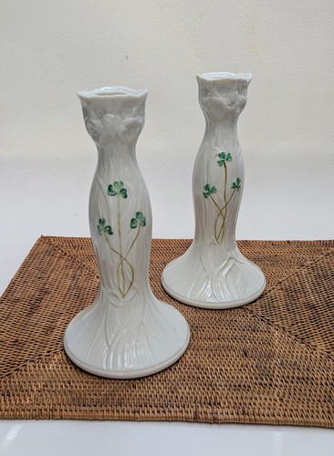 Pair belleek daisy white - of,