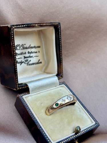 9ct gold five - five, stone