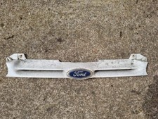 ford mondeo familier gd 1997 white grill