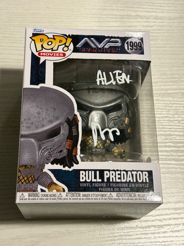 Signed bull predator 1999 - bull,