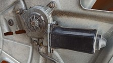 Window motor front right - window,