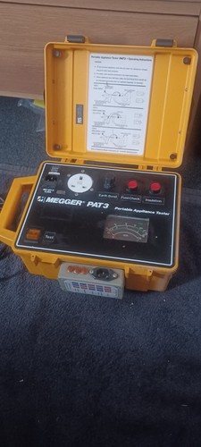 Megger pat portable - 3,