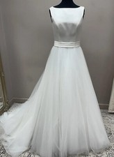 Stunning size 14 Venus Tulle