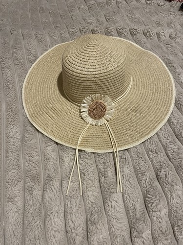 Floppy straw sun hat - floppy,