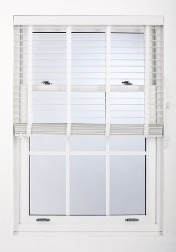 Furnished venetian window - venetian,