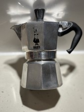 Bialetti Moka Express Aluminium Stovetop Coffee Maker (2 Cup)