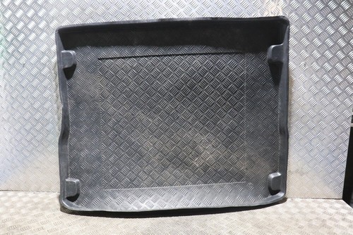 Ford focus mk3 estate boot - st,