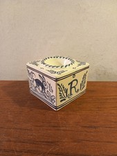 VINTAGE BLUE & WHITE POTTERY POT. EGG CUP, ISIS? HANDPAINTED