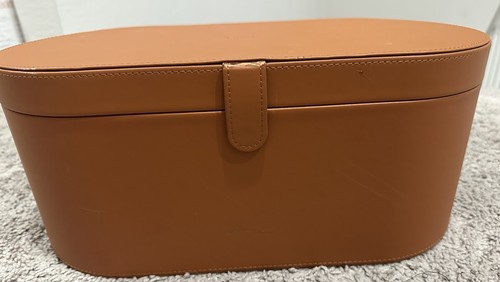 Dyson airwrap faux leather - dyson,