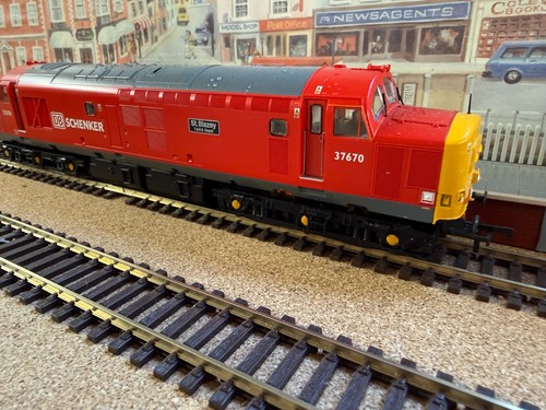 Bachmann 381p class - 32-381p, 37/5