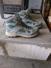Vasque Breeze Walking Boots, Size UK 7.5            