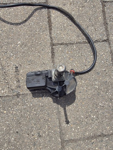 Volvo 240 headlamp wiper motor - volvo,