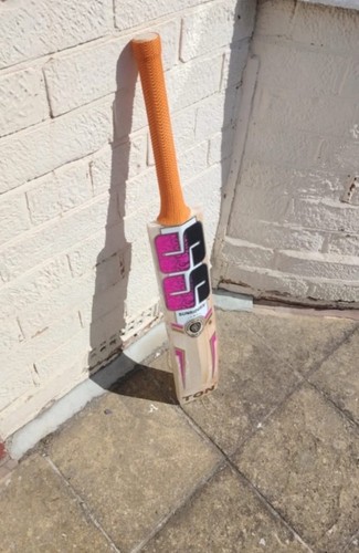 Gladiator english willow - r8,