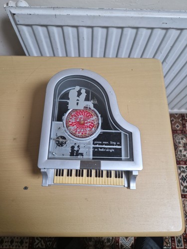 Kings musical grand piano - kings,