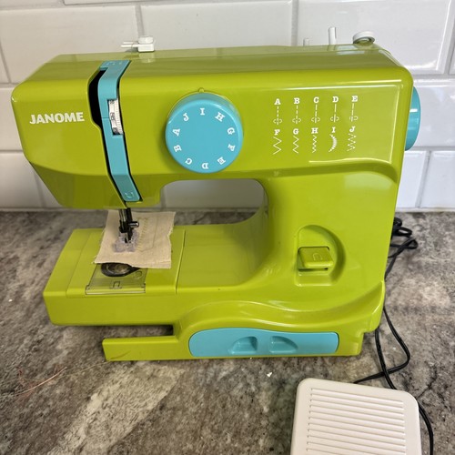 Janome compact mini rare - janome,