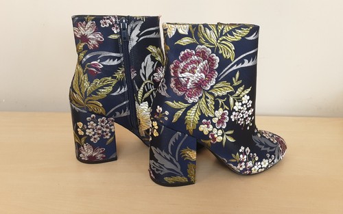 Gorgeous embroidered floral - embroidered,