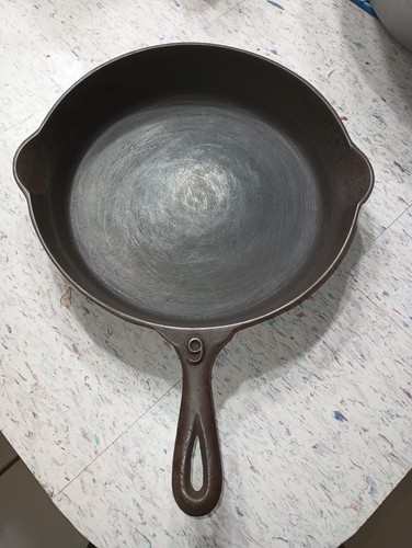 Lodge no notch cast iron - ?,