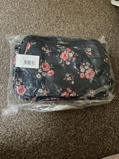 Women’s Navy Flowery Cath